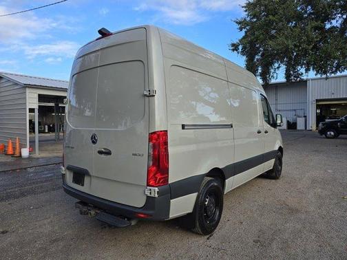 2022 Mercedes-Benz Sprinter 1500 Standard Roof