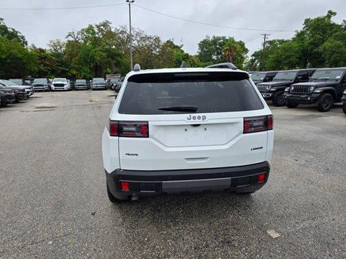 Bright White Clearcoat 2026 Jeep Cherokee LAREDO/LIMITED