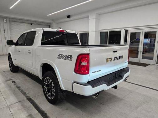 Bright White Clearcoat 2026 RAM 1500 Laramie
