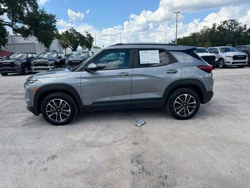Sterling Gray Metallic 2024 Chevrolet Trailblazer LT