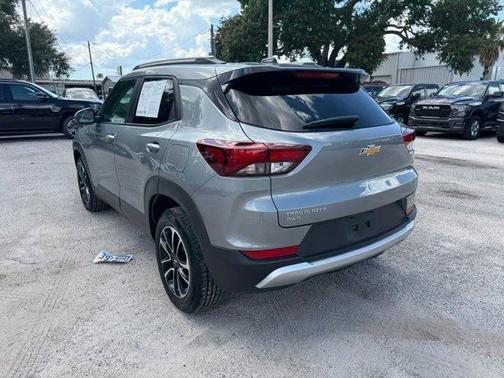 Sterling Gray Metallic 2024 Chevrolet Trailblazer LT