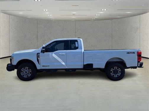 2023 Ford F-350 Lariat Super Duty