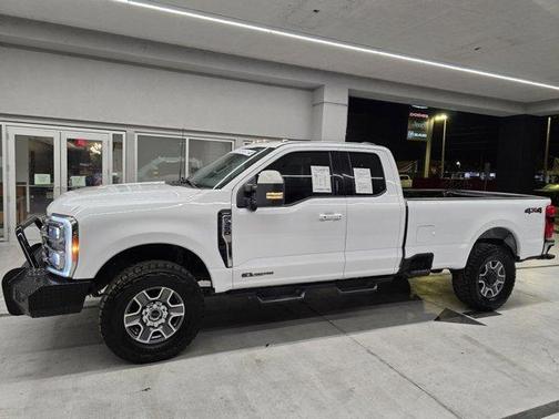 2023 Ford F-350 Lariat Super Duty