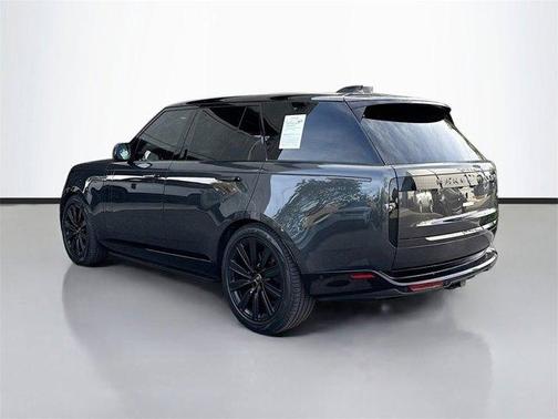 2023 Land Rover Range Rover P400 SE