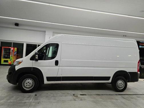 Bright White Clearcoat 2025 RAM ProMaster 2500 High Roof