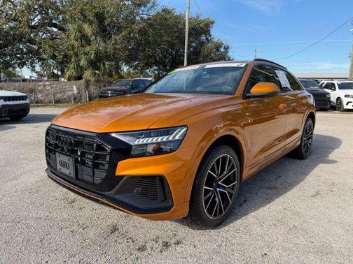 2023 Audi Q8 55 Premium Plus