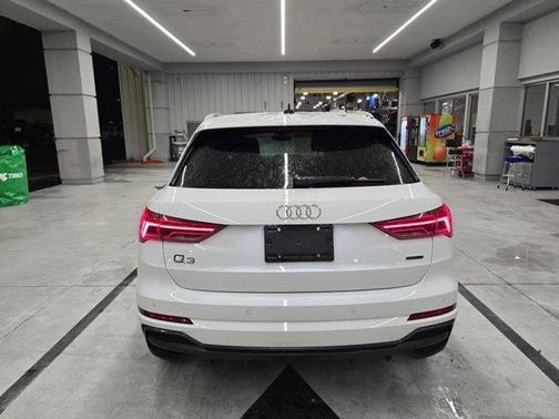 2025 Audi Q3 45 S line Premium