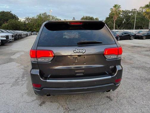 Granite Crystal Clearcoat Metallic 2019 Jeep Grand Cherokee Overland