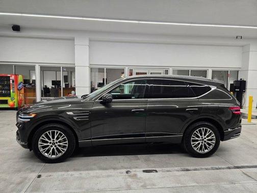 Green 2025 Genesis GV80 2.5T Standard
