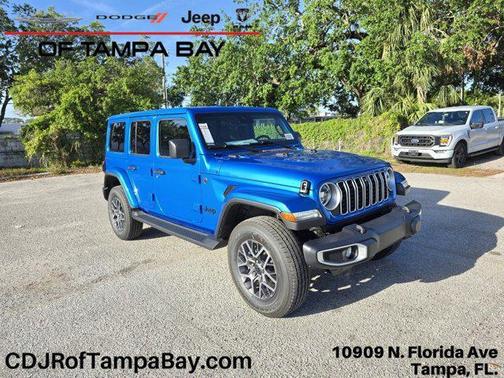 2025 Jeep Wrangler 4-Door Sahara 4x4