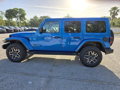 2025 Jeep Wrangler 4-Door Sahara 4x4