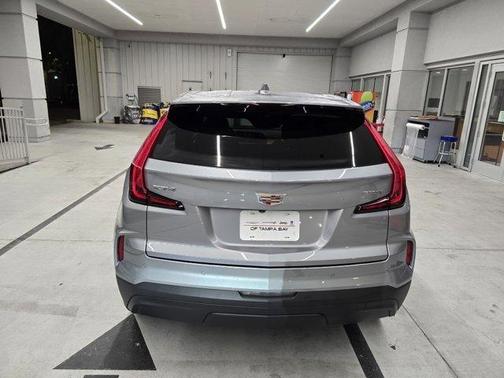2024 Cadillac XT4 Luxury