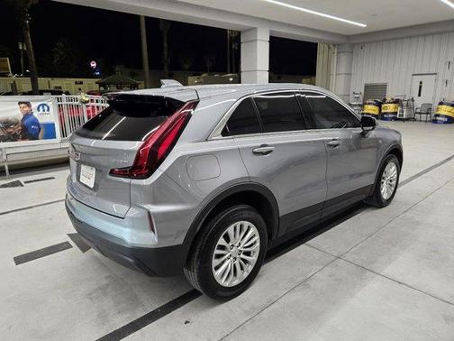2024 Cadillac XT4 Luxury