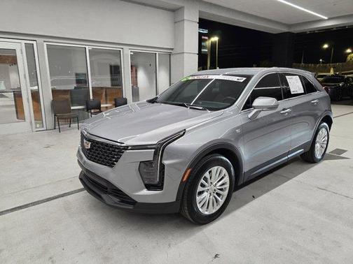 2024 Cadillac XT4 Luxury