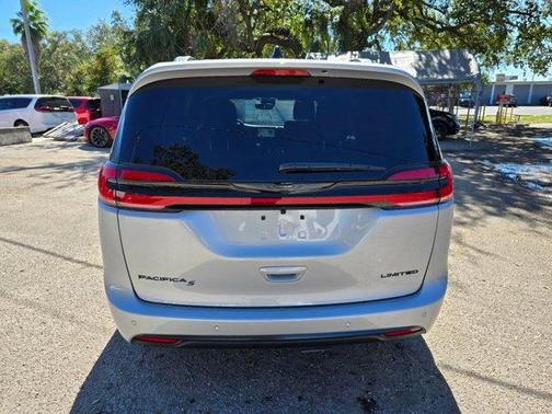 2026 Chrysler Pacifica Limited