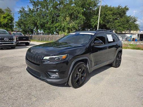 Diamond Black 2019 Jeep Cherokee Latitude Plus