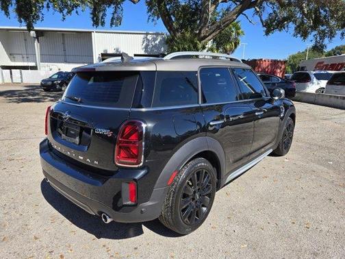 2023 MINI Countryman SIGNATURE