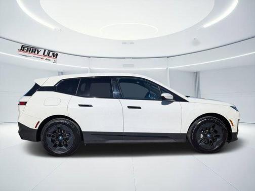 Alpine White 2023 BMW iX xDrive50