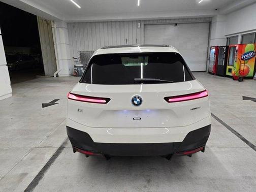 Alpine White 2023 BMW iX xDrive50