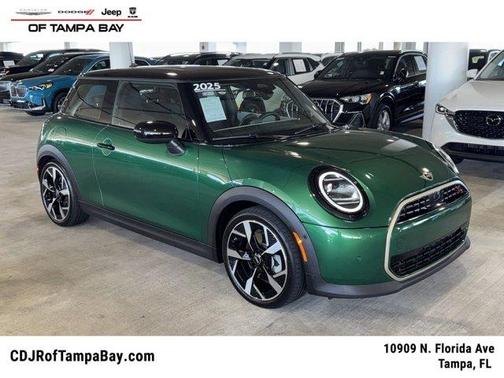 2025 MINI Hardtop SIGNATURE