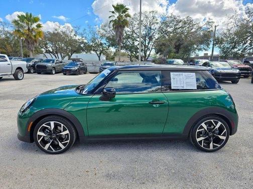 2025 MINI Hardtop SIGNATURE