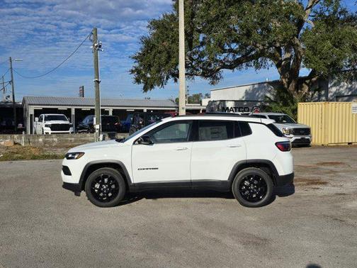 2025 Jeep Compass Latitude