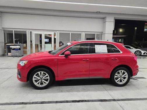 2025 Audi Q3 45 S line Premium