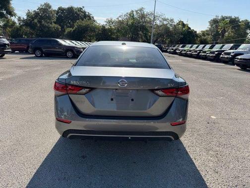 Gun Metallic 2020 Nissan Sentra SV