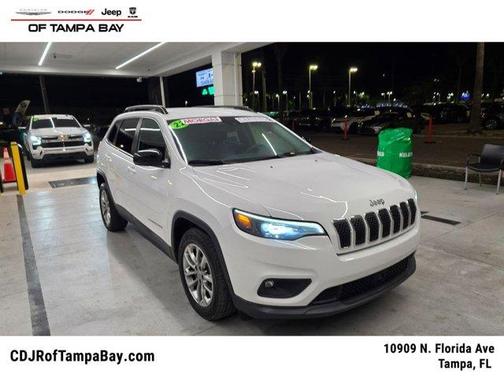 Bright White Clearcoat 2022 Jeep Cherokee Latitude Lux