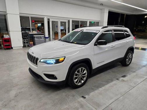 Bright White Clearcoat 2022 Jeep Cherokee Latitude Lux