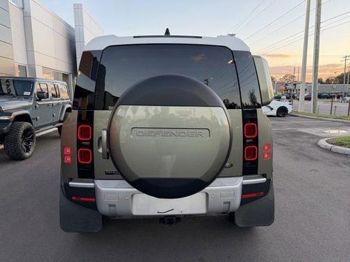 2021 Land Rover Defender 90 First Edition