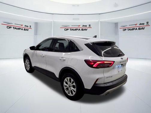 Oxford White 2024 Ford Escape Active