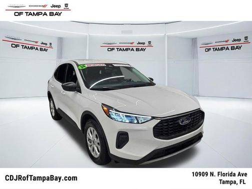 Oxford White 2024 Ford Escape Active