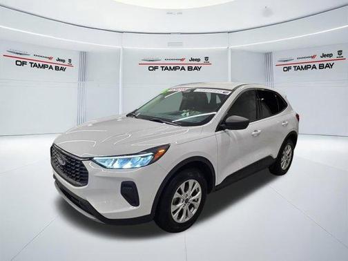Oxford White 2024 Ford Escape Active