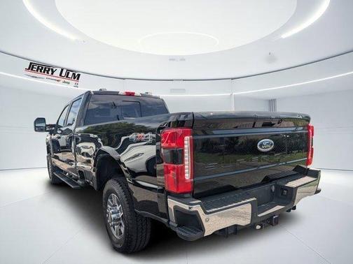 2023 Ford F-350 Lariat Super Duty