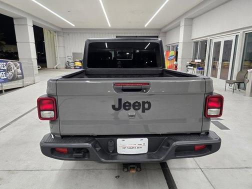 2023 Jeep Gladiator Sport