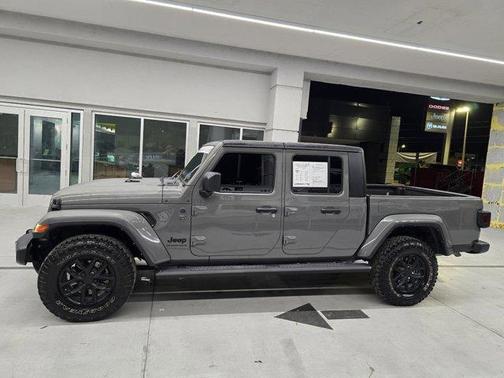 2023 Jeep Gladiator Sport