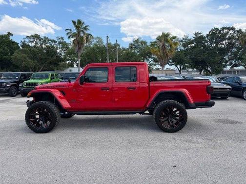 Firecracker Red Clearcoat 2021 Jeep Gladiator Rubicon