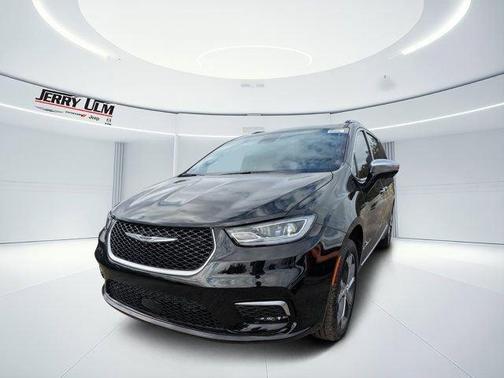 2026 Chrysler Pacifica Pinnacle