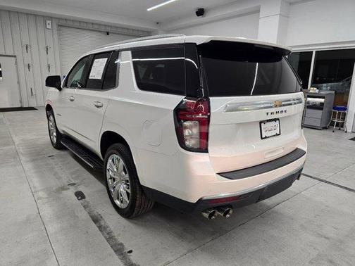 Iridescent Pearl Tricoat 2021 Chevrolet Tahoe High Country