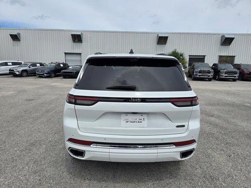 2023 Jeep Grand Cherokee Overland