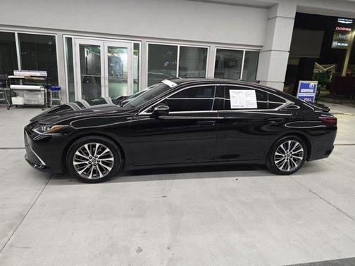2021 Lexus ES 350 Base