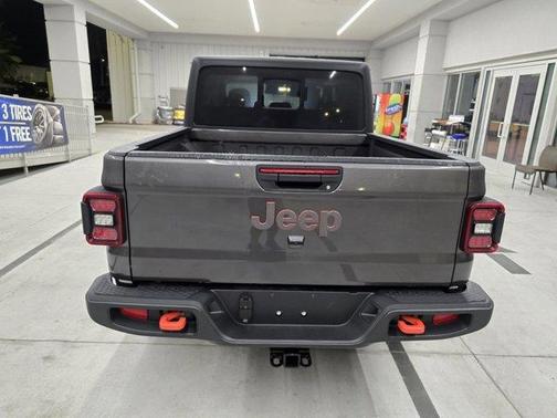 2025 Jeep Gladiator Mojave