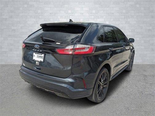 2022 Ford Edge ST Line