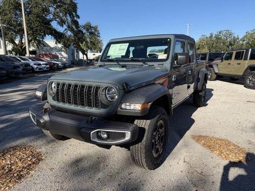 2026 Jeep Gladiator Sport