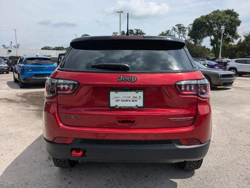 2025 Jeep Compass Trailhawk