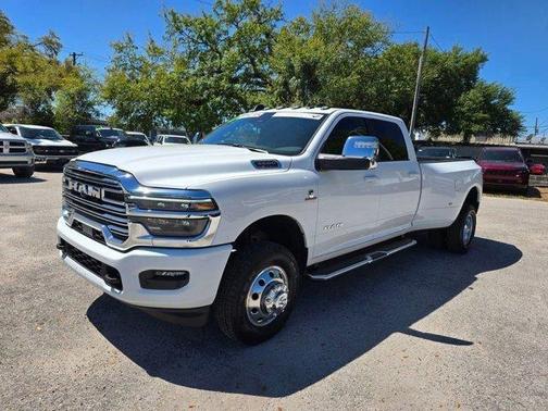 Bright White Clearcoat 2026 RAM 3500 Laramie