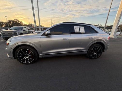 2021 Audi Q8 55 Premium Plus