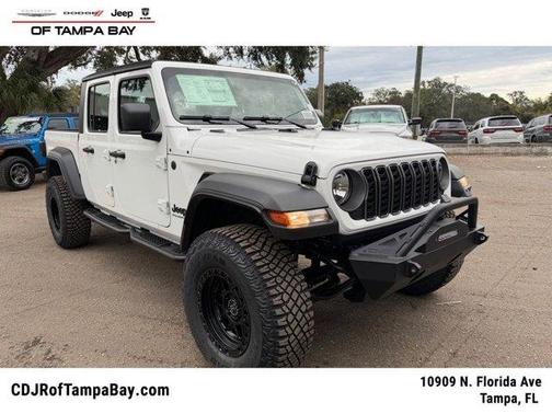 2026 Jeep Gladiator Sport