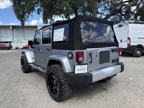 2013 Jeep Wrangler Unlimited Sahara